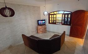 Haja Luz Casa Pousada 1 em Itaquaquecetuba